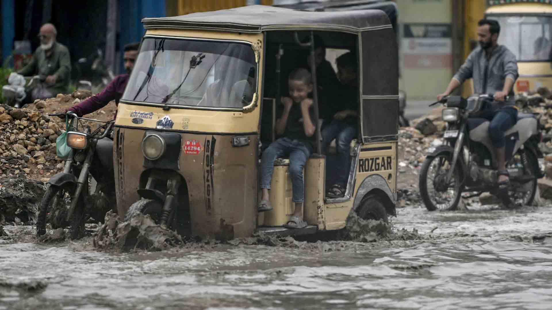 Flash floods and heavy rain kill 45 across Pakistan - Hindu Patriot